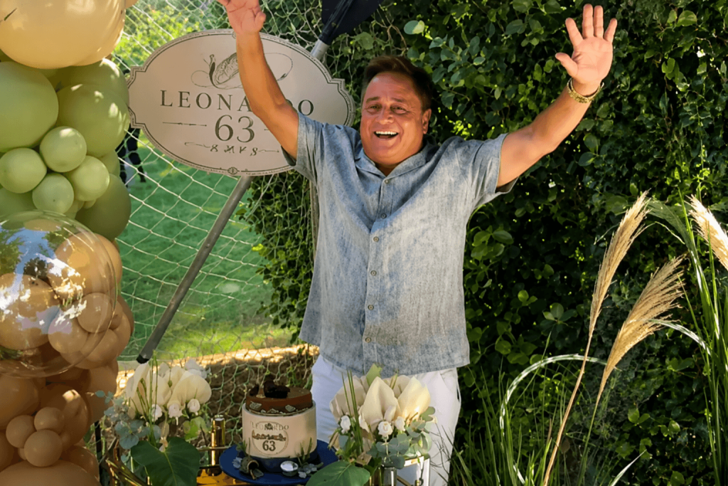 Leonardo reúne a família em aniversário, mas apenas Zé Felipe marca presença entre os filhos
