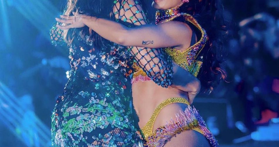 Ivete Sangalo entrega “affair” de Anitta durante show